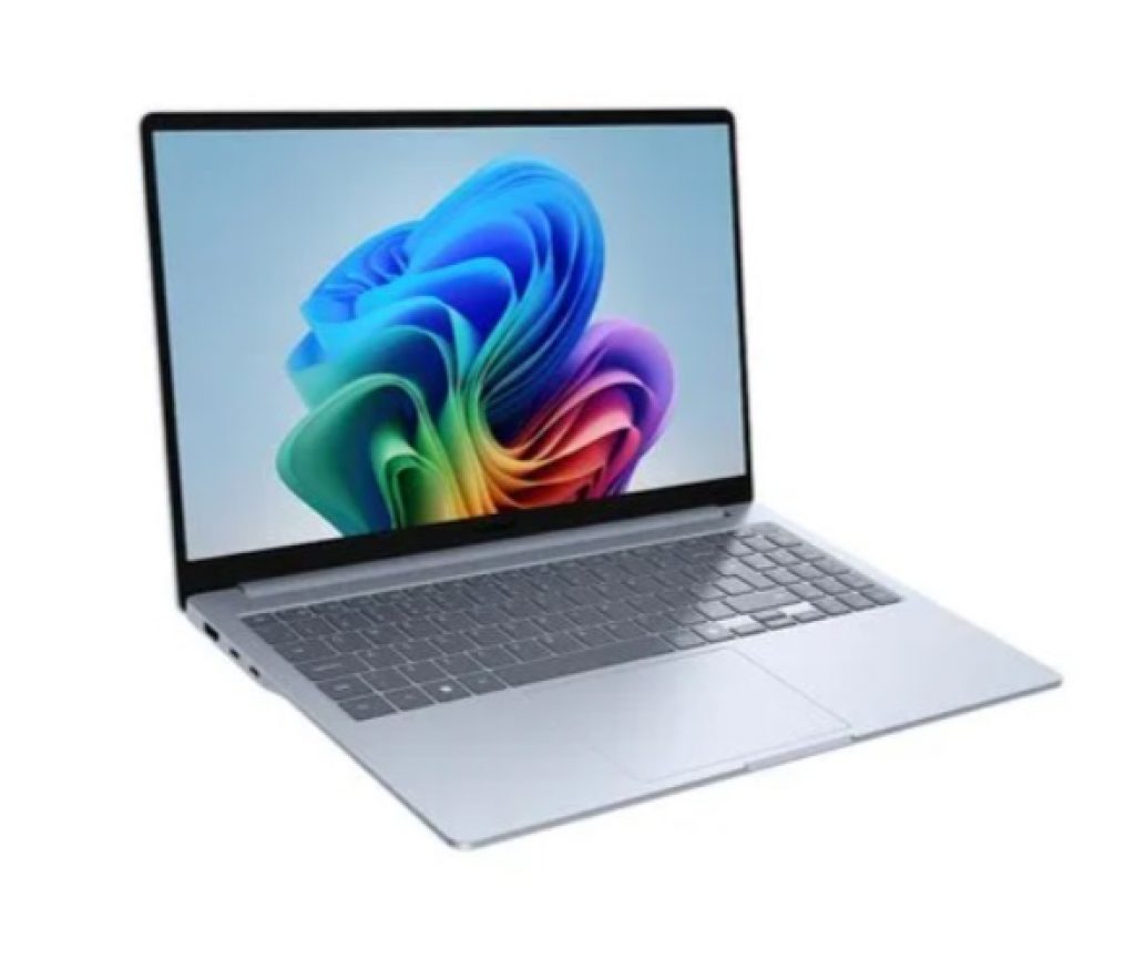 Notebook Galaxy Book4 Edge, Snapdragon X Plus X1P-42-100, 16GB RAM, 512GB eUFS, 15.6′ FHD IPS, Windows 11 Home + Galaxy Buds3