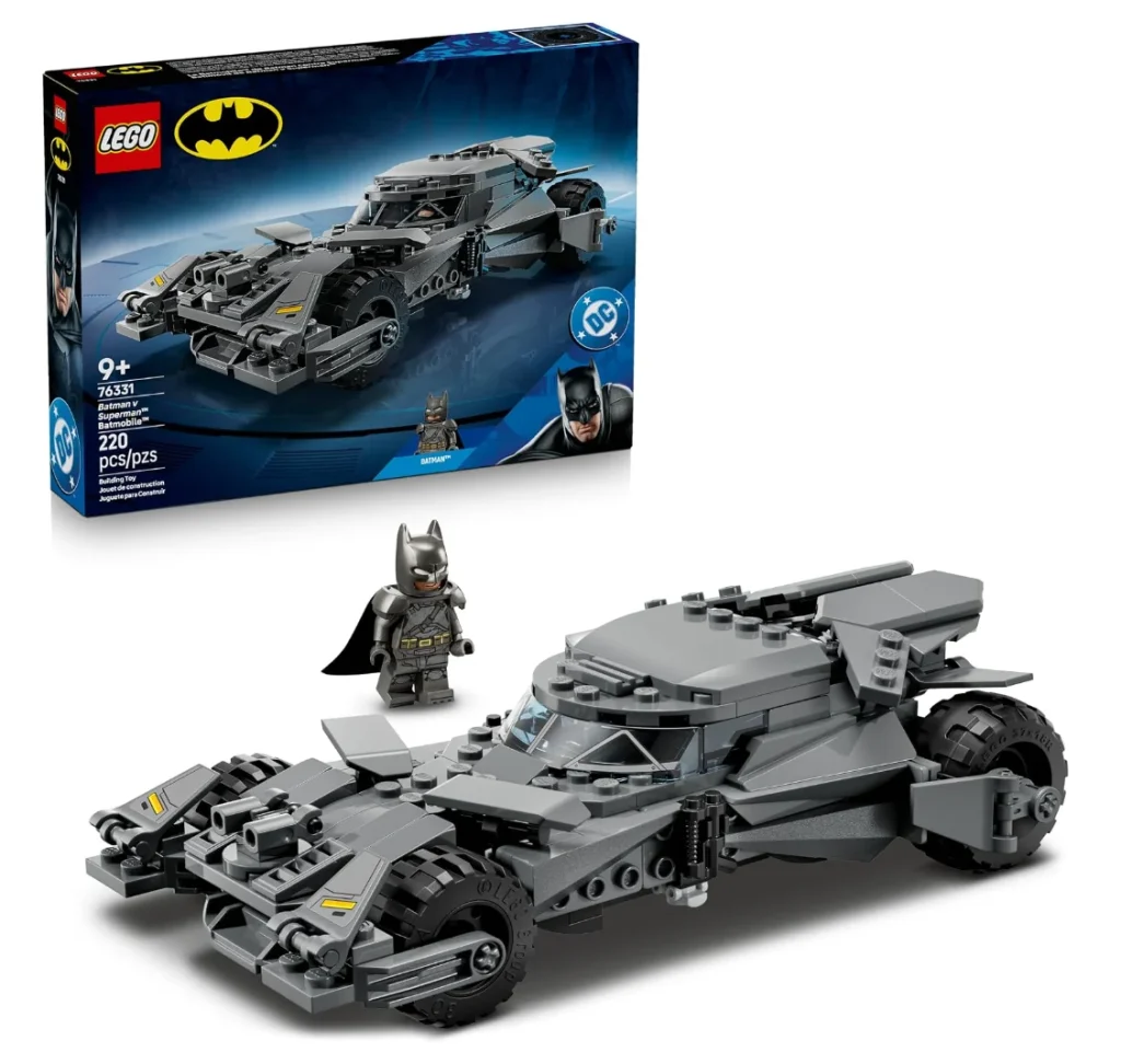 LEGO Super Heroes DC Batmóvel™ de Batman vs. Superman™ 76331 (220 Peças)